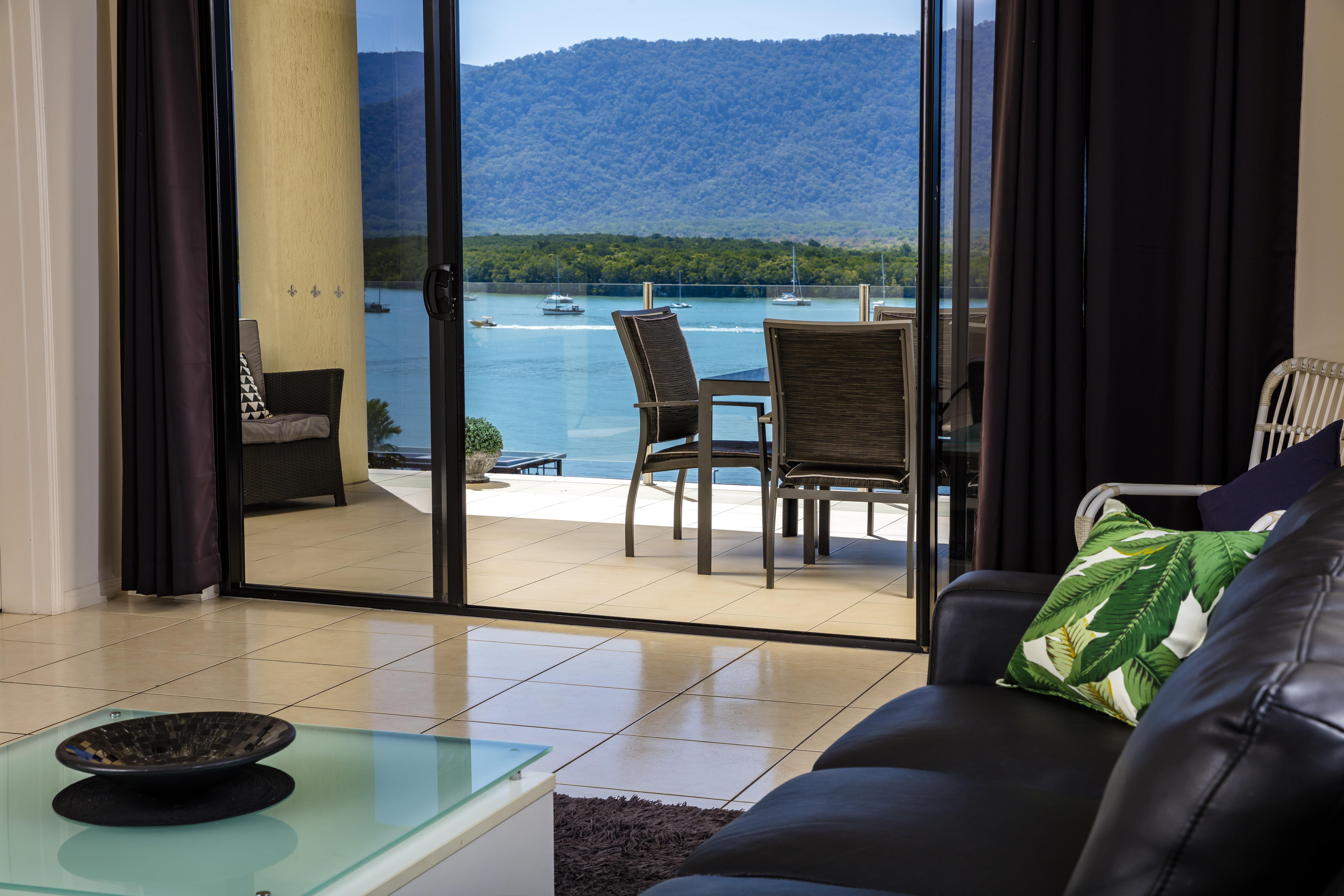 Jack And Newell Holiday Apartments Кернс Екстериор снимка