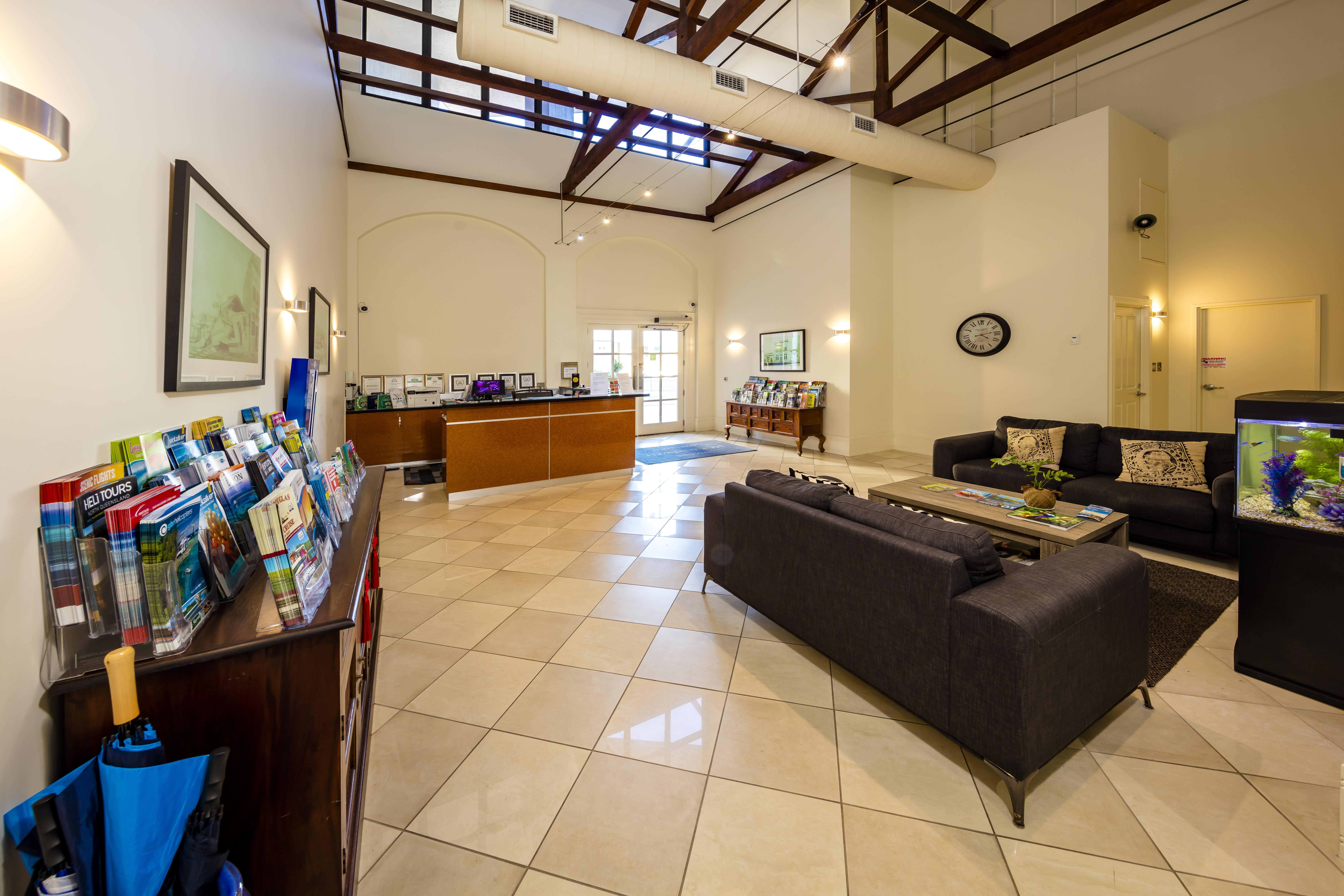 Jack And Newell Holiday Apartments Кернс Екстериор снимка