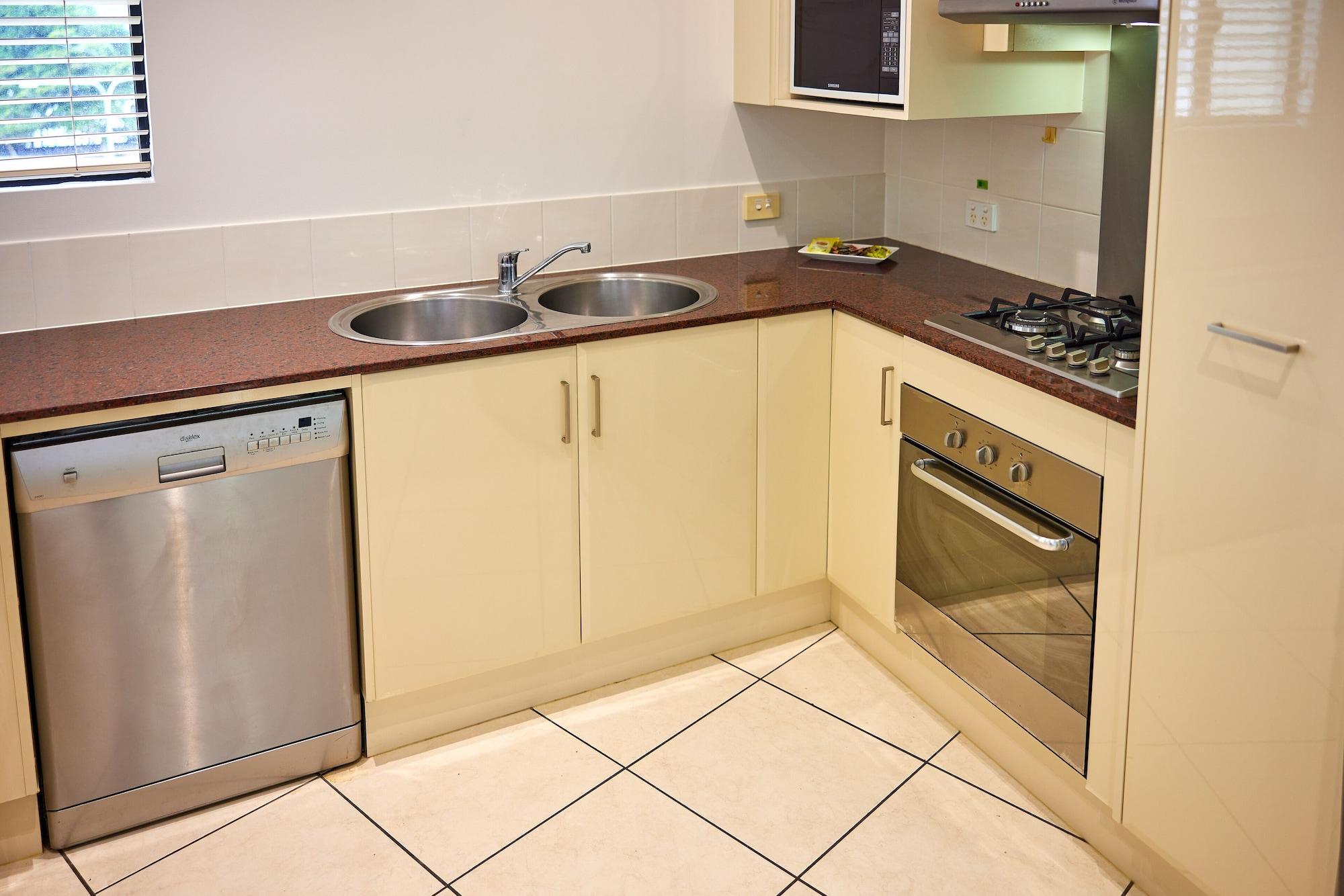 Jack And Newell Holiday Apartments Кернс Екстериор снимка